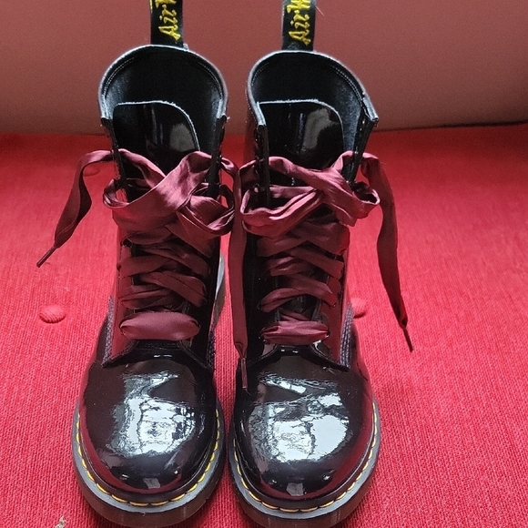 Doc Marten Womens High Gloss Black with Burgundy Laces Boots - Picture 4 of 8